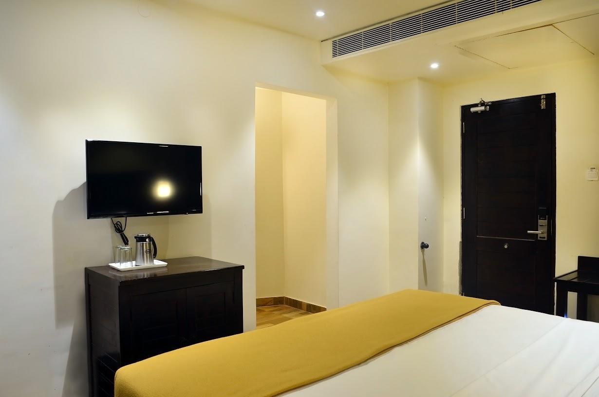 Hotel Ranis Grand à Coimbatore Extérieur photo