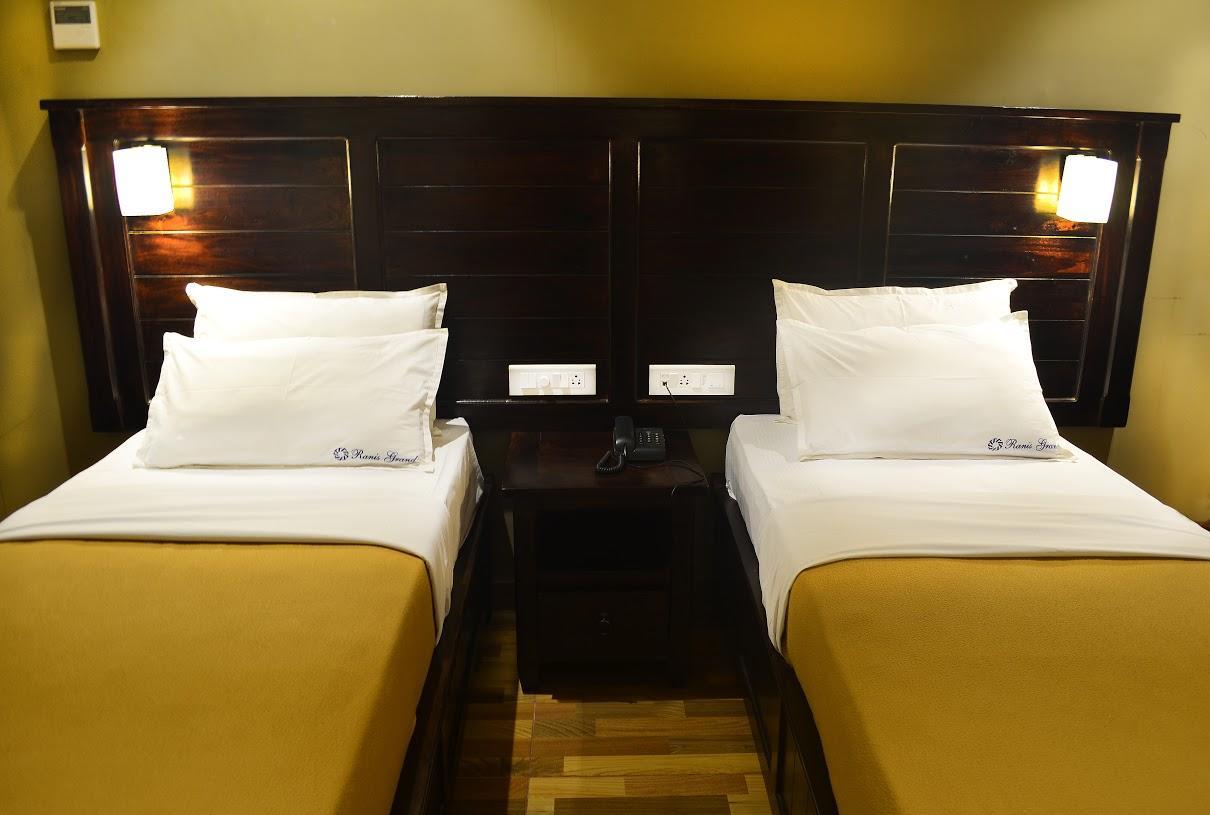 Hotel Ranis Grand à Coimbatore Extérieur photo
